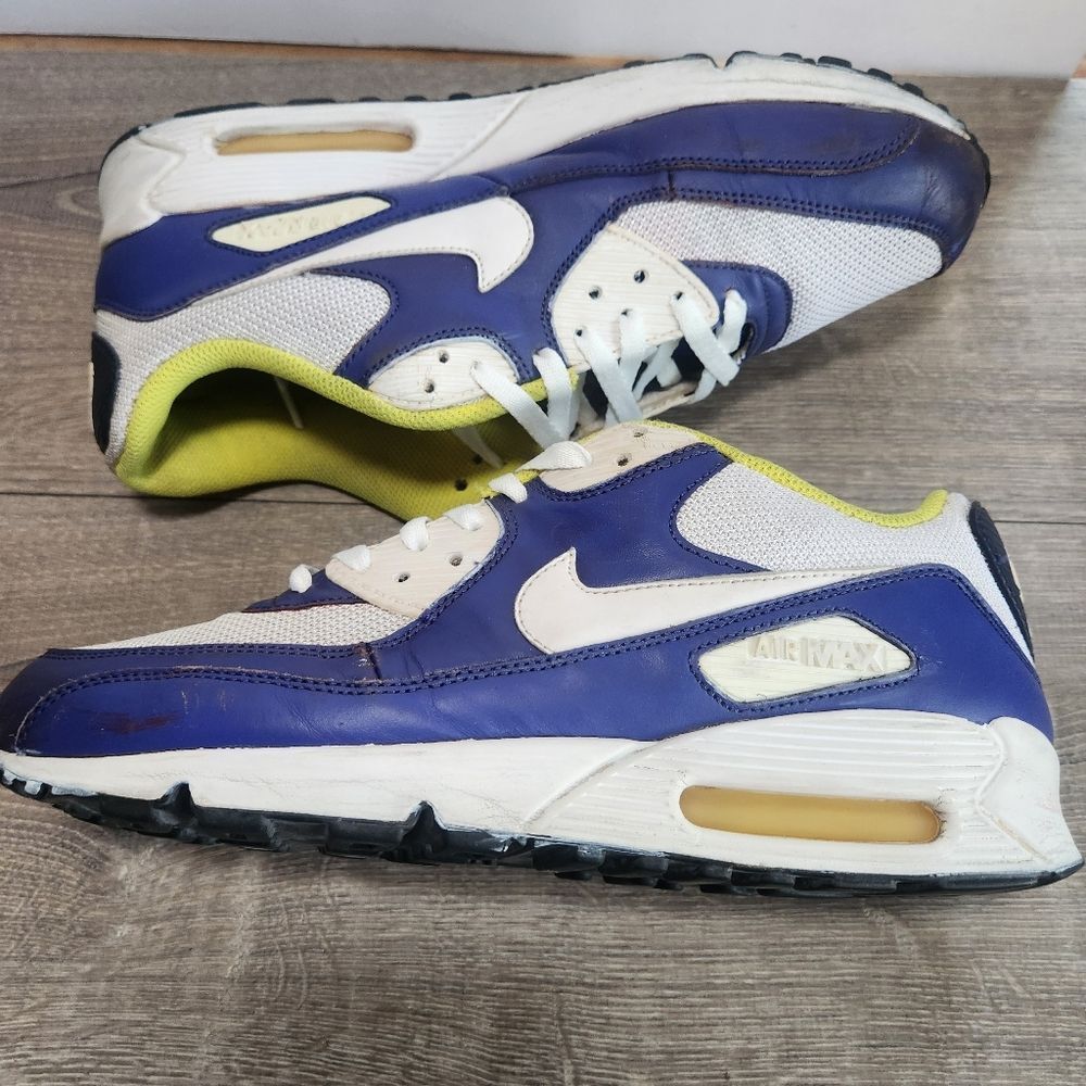 2010 Nike Air Max 90 Wicket Purple Athletic Shoes Sneakers Mens Size 10.5 READ - Picture 11 of 15